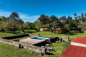 Golf a 600 mts, Piscina, Parrilla, Jardín, Vistas y WIFI